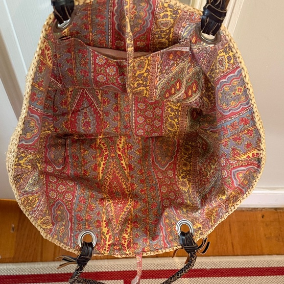 Buji Baja Stylish Tan Woven Tote Bag With Braided Leather Handles - Picture 3 of 4